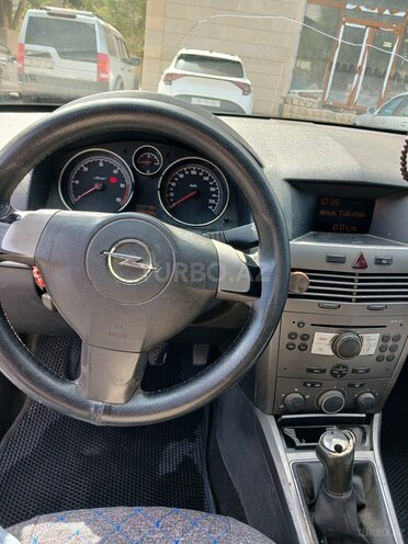 Opel Astra 2006, 250,000 km - 1.3 l - Bakı