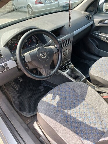 Opel Astra 2006, 250,000 km - 1.3 l - Bakı
