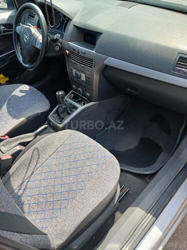 Opel Astra 2006, 250,000 km - 1.3 l - Bakı