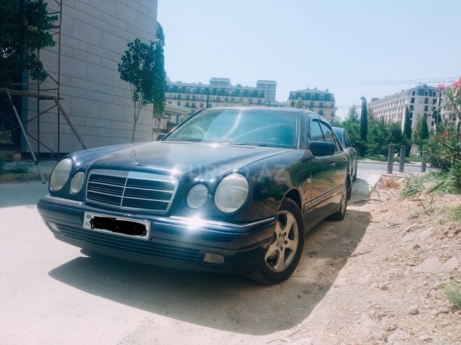Mercedes E 200 1996, 223,450 km - 2.0 l - Bakı