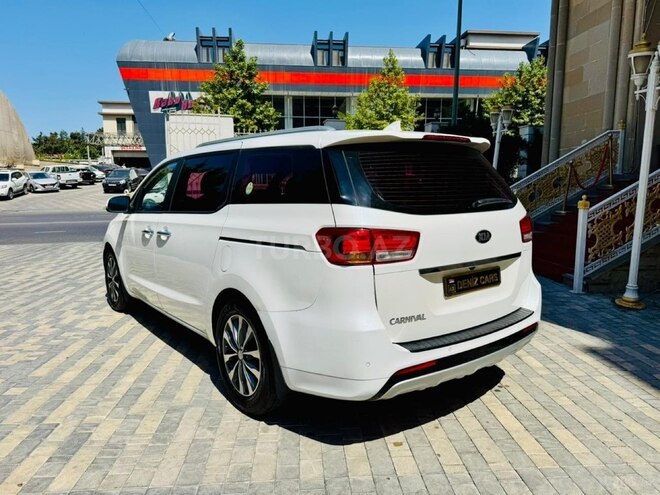 Kia Carnival 2017, 189,000 km - 2.2 l - Bakı