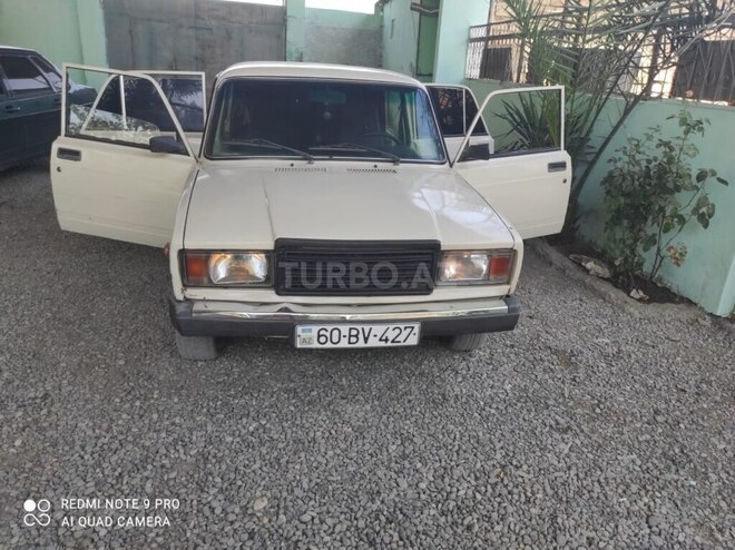 LADA (VAZ) 2107 2000, 15,000 km - 1.5 l - Yevlax