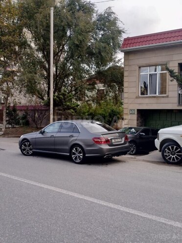 Mercedes E 200 4MATIC 2010, 352,000 km - 2.0 l - Bakı