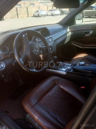 Mercedes E 200 4MATIC 2010, 352,000 km - 2.0 l - Bakı