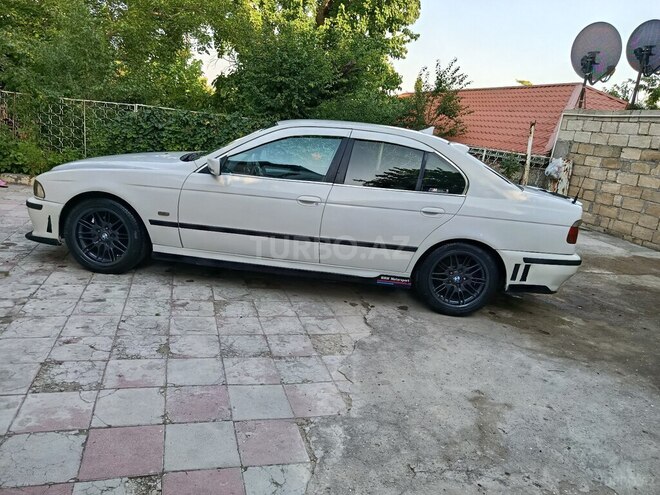 BMW 523 1998, 220,000 km - 2.5 l - Şamaxı