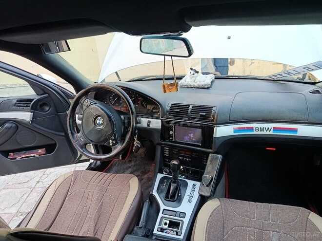 BMW 523 1998, 220,000 km - 2.5 l - Şamaxı