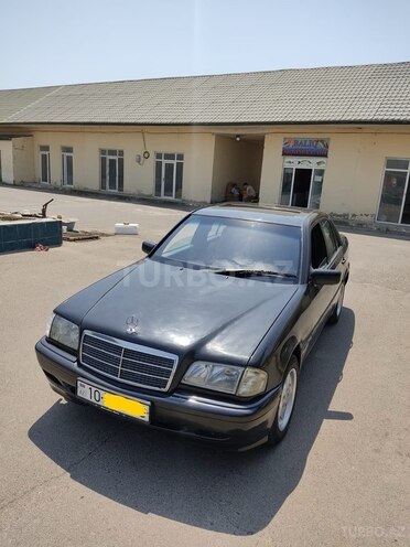 Mercedes C 220 1995, 300,000 km - 2.2 l - Neftçala