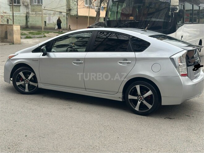 Toyota Prius 2010, 300,000 km - 1.8 л - Bakı