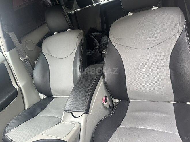 Toyota Prius 2010, 300,000 km - 1.8 л - Bakı
