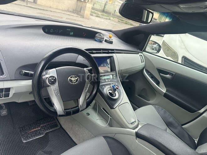 Toyota Prius 2010, 300,000 km - 1.8 л - Bakı