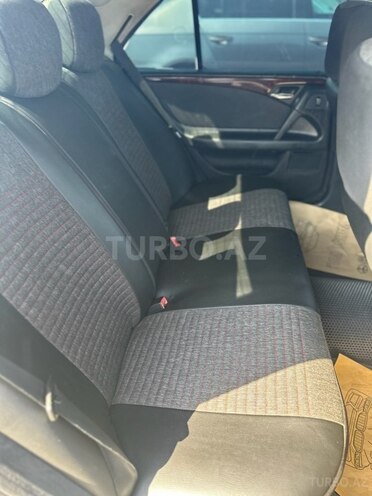 Mercedes E 220 1998, 700,000 km - 2.2 l - Bakı