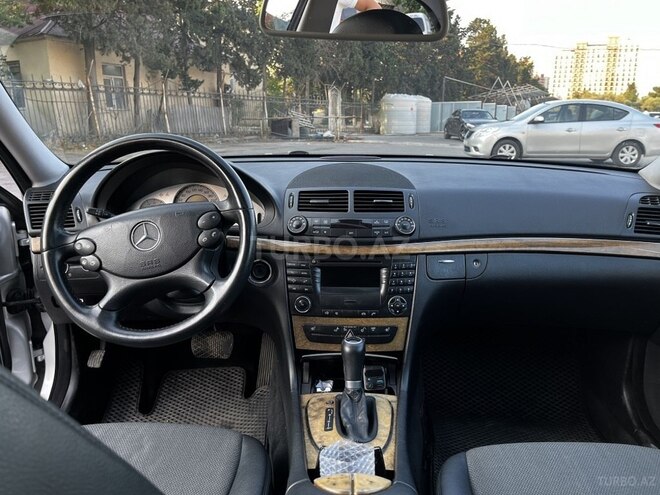 Mercedes E 220 2007, 223,000 km - 2.2 l - Bakı