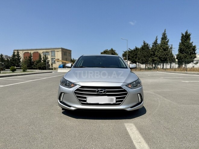 Hyundai Elantra 2018, 156,000 km - 2.0 l - Bakı