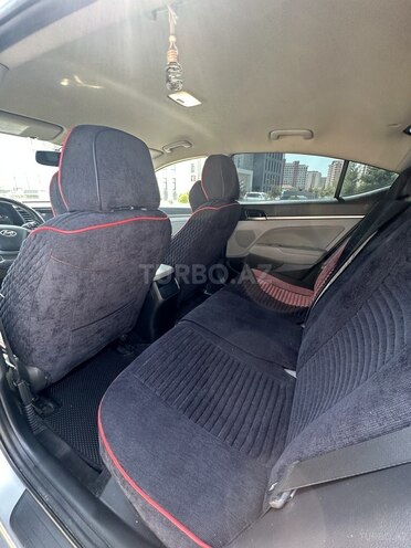 Hyundai Elantra 2018, 156,000 km - 2.0 l - Bakı