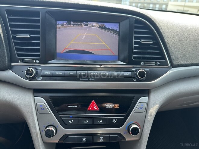 Hyundai Elantra 2018, 156,000 km - 2.0 l - Bakı