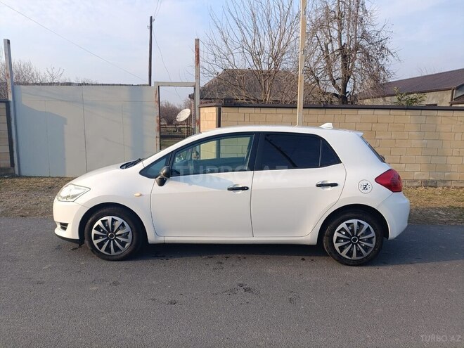 Toyota Auris 2008, 245,000 km - 1.4 l - Balakən