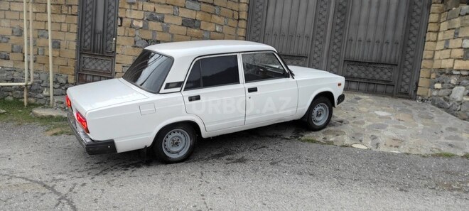 LADA (VAZ) 2107 2003, 75,000 km - 1.6 l - İsmayıllı