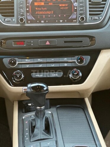 Kia Carnival 2016, 228,103 km - 2.2 l - Bakı