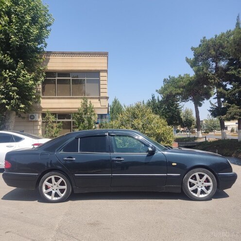 Mercedes E 230 1997, 343,544 km - 2.3 l - Bakı