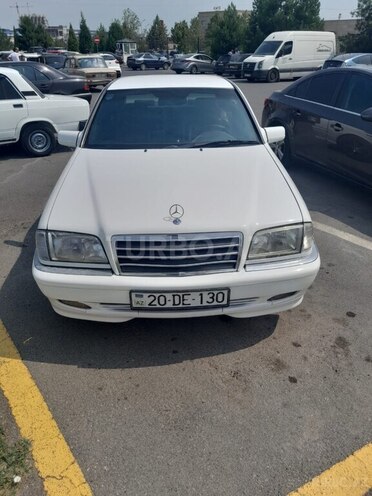 Mercedes C 240 2000, 245,632 km - 2.4 л - Gəncə