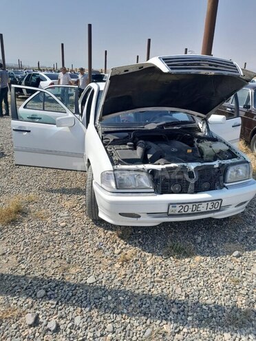 Mercedes C 240 2000, 245,632 km - 2.4 л - Gəncə