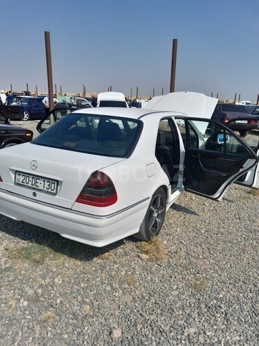 Mercedes C 240 2000, 245,632 km - 2.4 л - Gəncə