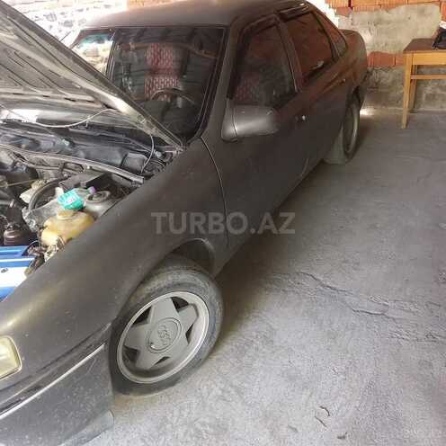Opel Vectra 1993, 322,255 km - 1.8 л - Zaqatala