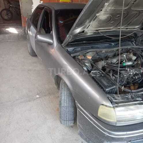 Opel Vectra 1993, 322,255 km - 1.8 л - Zaqatala