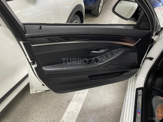 BMW 520 2015, 175,000 km - 2.0 l - Bakı