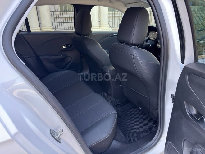 Opel Corsa 2023, 6,000 km - 1.2 л - Bakı