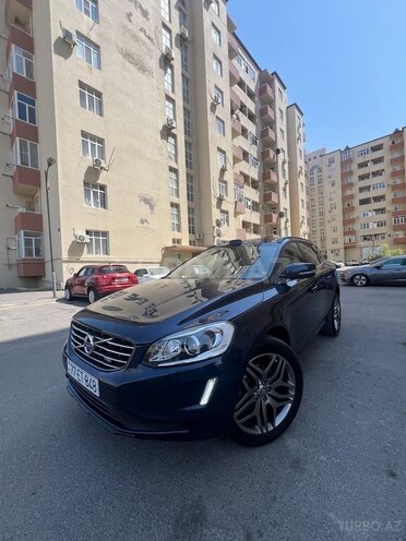 Volvo XC60-8