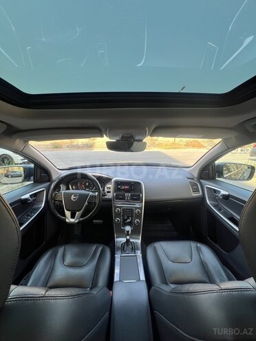 Volvo XC60-11