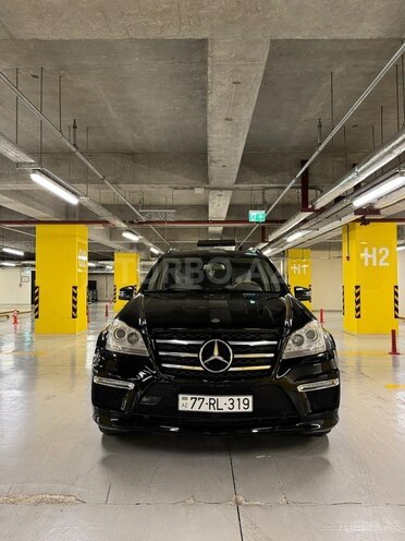 Mercedes GL 550 2009, 210,000 km - 5.5 l - Gəncə