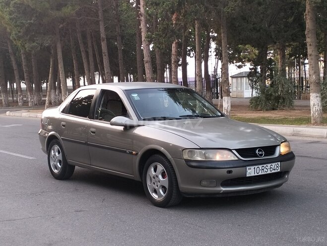 Opel Vectra 1997, 250,000 km - 2.0 l - Sumqayıt