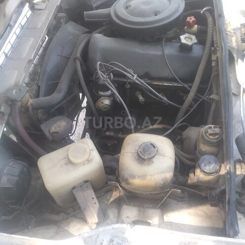 LADA (VAZ) 2107 1995, 34,800 km - 1.5 l - Salyan