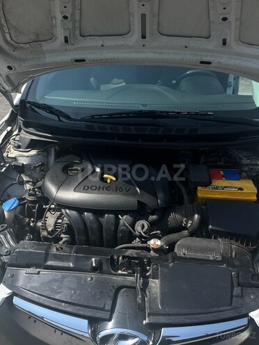 Hyundai Elantra 2014, 323,478 km - 1.8 l - Bakı