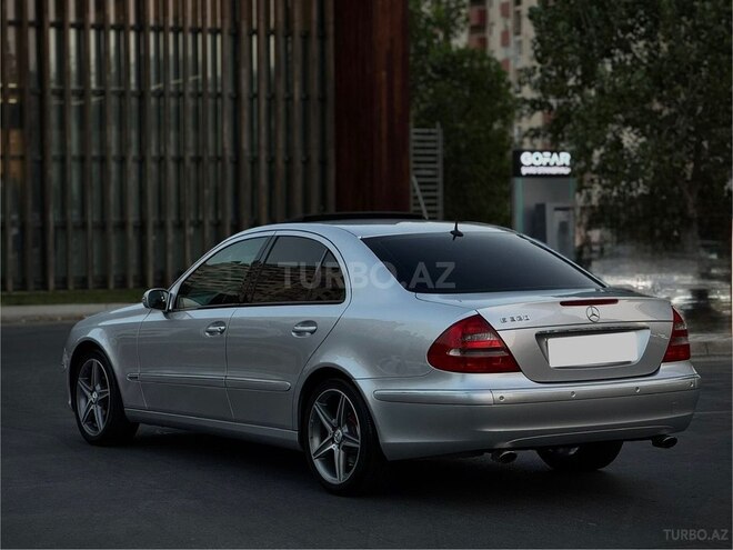 Mercedes E 320 2005, 276,000 km - 3.2 l - Bakı