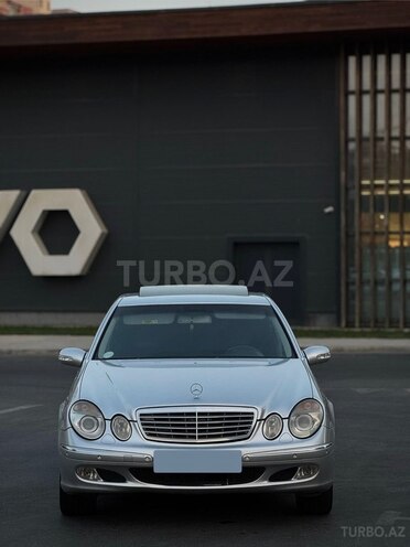 Mercedes E 320 2005, 276,000 km - 3.2 l - Bakı