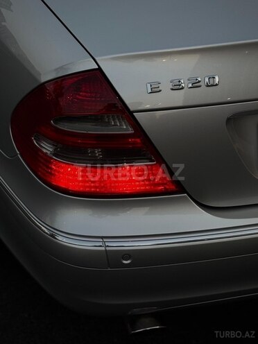 Mercedes E 320 2005, 276,000 km - 3.2 l - Bakı
