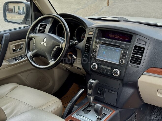 Mitsubishi Pajero 2008, 217,000 km - 3.0 л - Gəncə