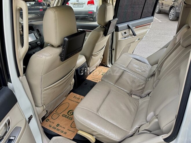 Mitsubishi Pajero 2008, 217,000 km - 3.0 л - Gəncə