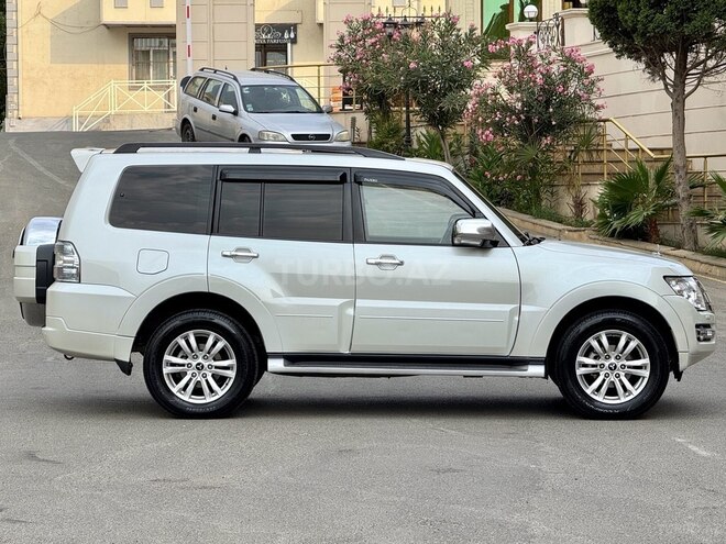 Mitsubishi Pajero 2008, 217,000 km - 3.0 л - Gəncə