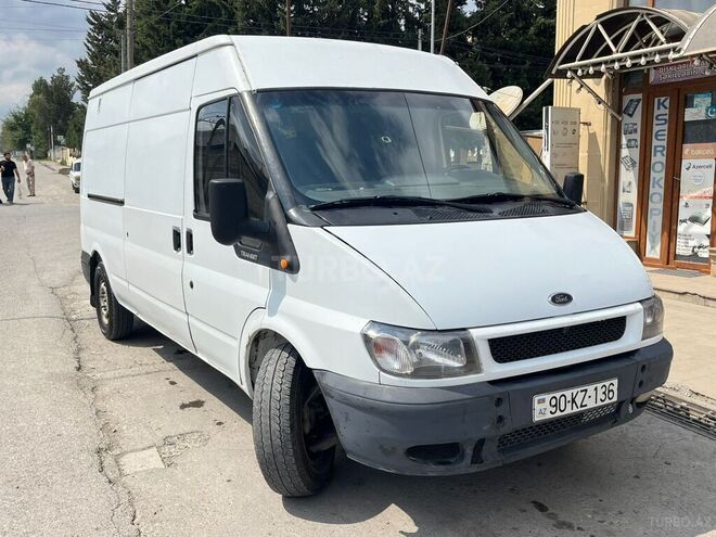 Ford Transit 2000, 207,999 km - 2.5 л - Quba