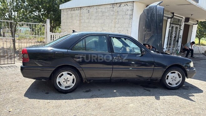 Mercedes C 180 1995, 150,000 km - 1.8 l - Mingəçevir