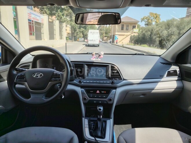 Hyundai Elantra 2018, 187,651 km - 2.0 l - Bakı