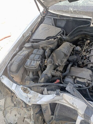 Mercedes C 200 2000, 250,000 km - 2.2 l - Bakı