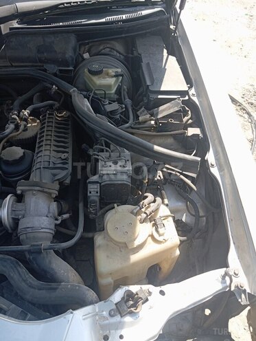 Mercedes C 200 2000, 250,000 km - 2.2 l - Bakı