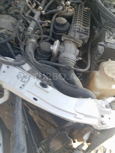 Mercedes C 200 2000, 250,000 km - 2.2 l - Bakı