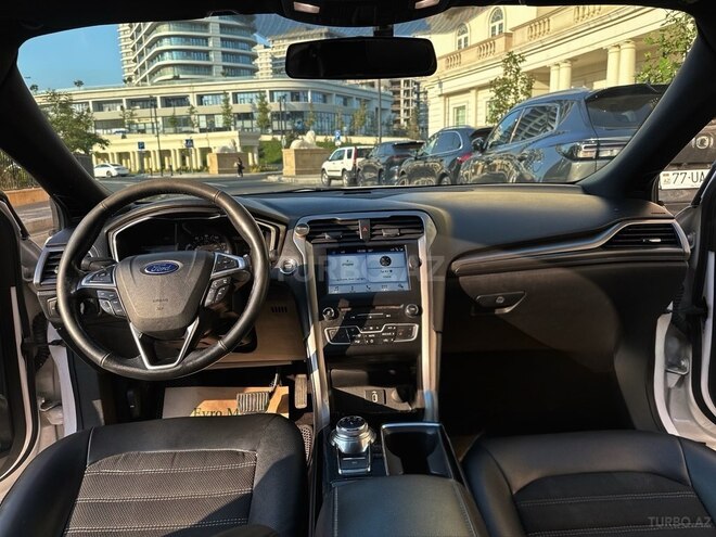 Ford Fusion (North America) 2016, 200,000 km - 2.0 л - Bakı