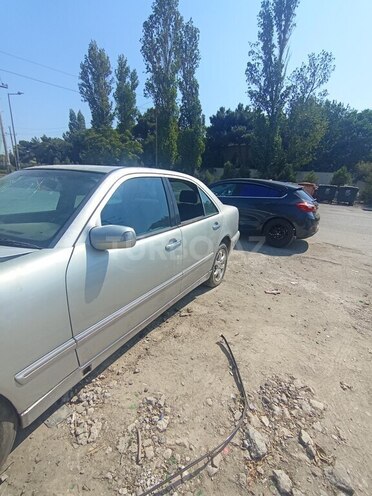 Mercedes C 200 2000, 250,000 km - 2.2 l - Bakı